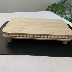 Target Bullseyes Playground Farmhouse Natural Wood Riser Stand New 2023